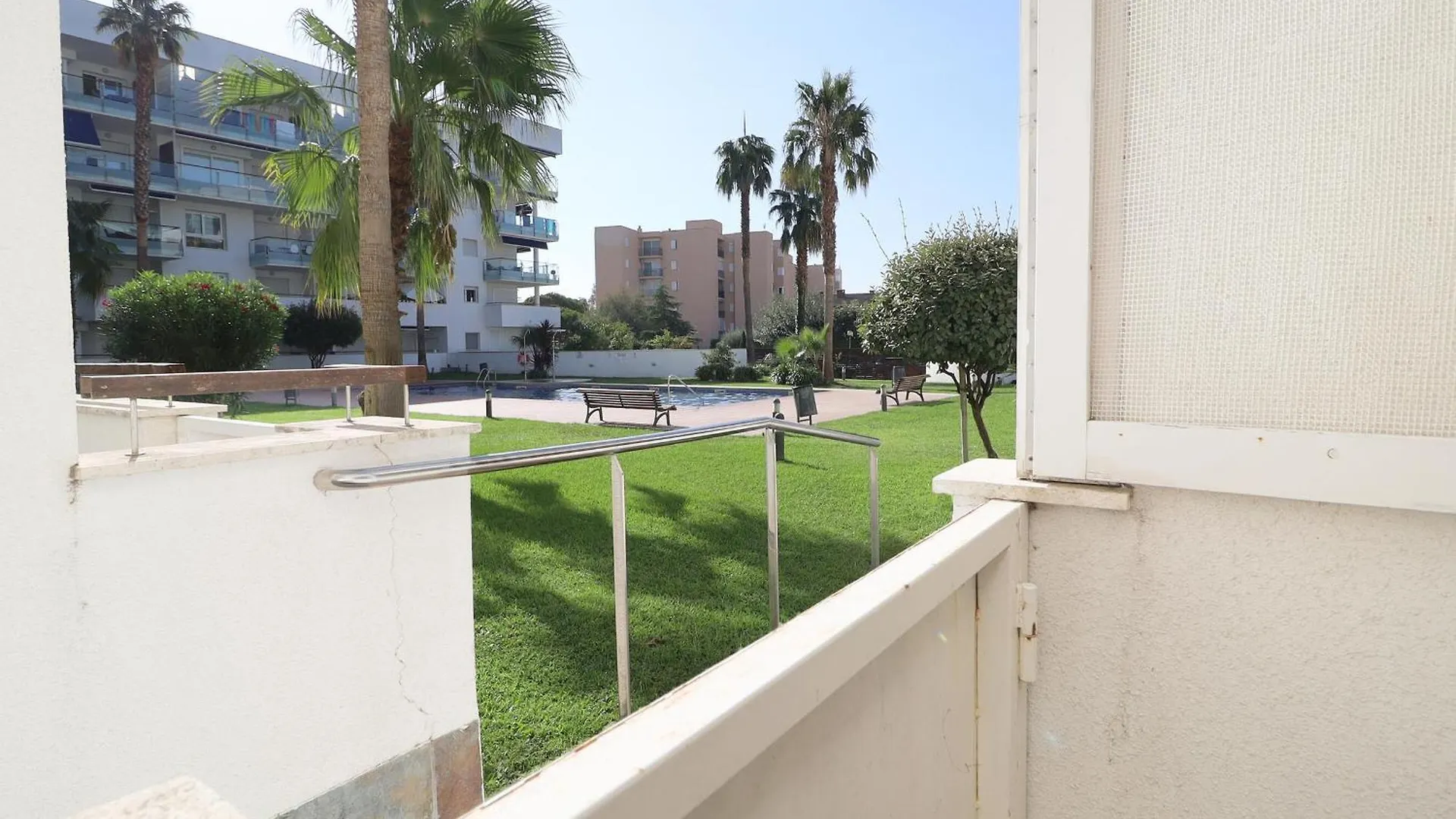Apartment Alquiler Apartamento En Residencial Porto Marina,Roses, Para Los Amantes De La Bicicleta, El Running, Los Paseos, El Sol Y El Relax Junto A La Piscina, Un Entorno De Parques Naturales, Playas Y Ambiente Vacacional - Es-366-1