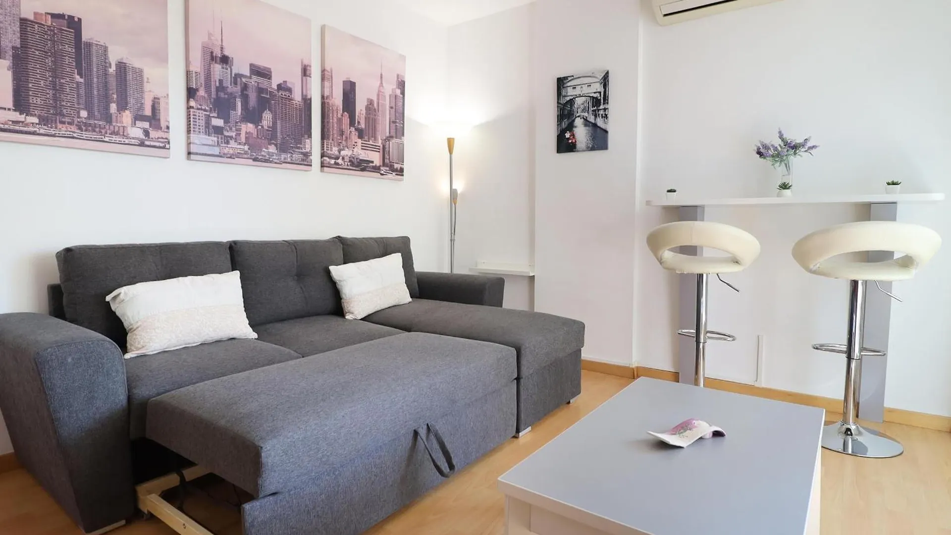 Apartment Alquiler Apartamento En Residencial Porto Marina,Roses, Para Los Amantes De La Bicicleta, El Running, Los Paseos, El Sol Y El Relax Junto A La Piscina, Un Entorno De Parques Naturales, Playas Y Ambiente Vacacional - Es-366-1 Spain